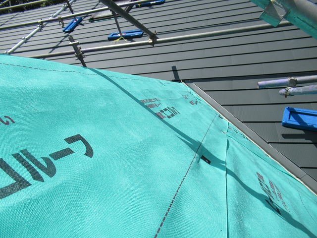 大月市　屋根カバー工事